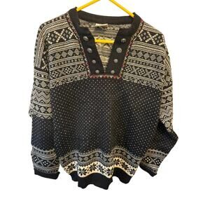 Vintage Dale of Norway 100% Wool Sweater  - Large